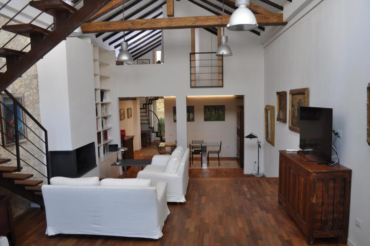 Casa Di Mario Appartamento In Centro Storico Con Due Camere Da Letto E Terrazze Кальяри Экстерьер фото