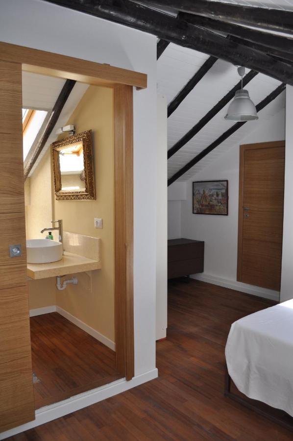Casa Di Mario Appartamento In Centro Storico Con Due Camere Da Letto E Terrazze Кальяри Экстерьер фото